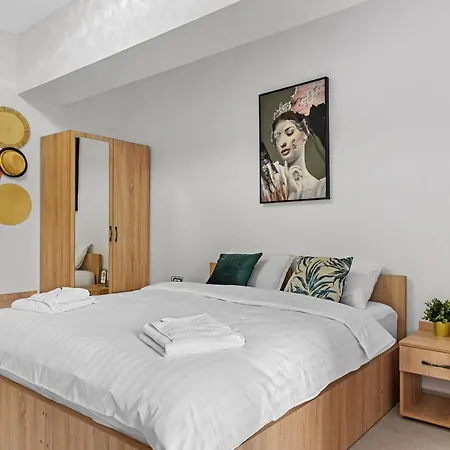 Basarab Chic Studio Bucharest